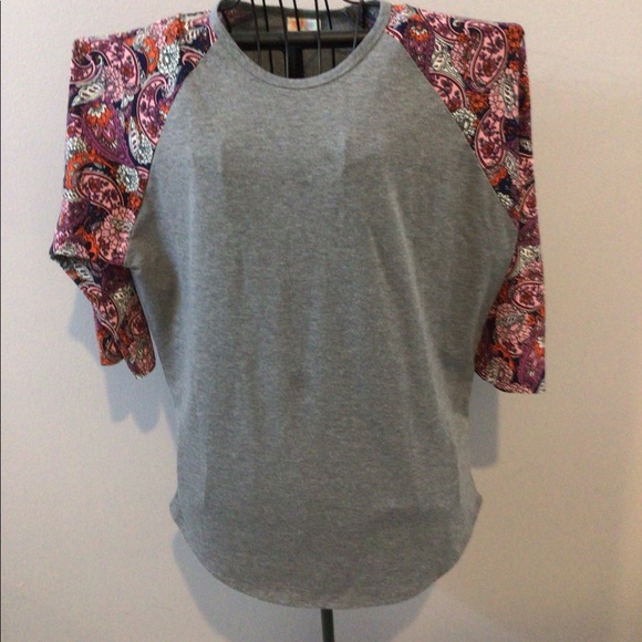 LuLaRoe Tops - Lularoe crew top